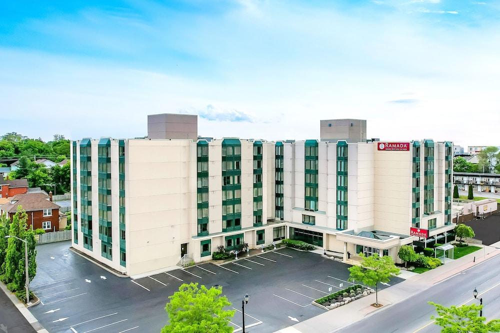 Ramada By Wyndham Niagara Falls Near The Falls Екстериор снимка